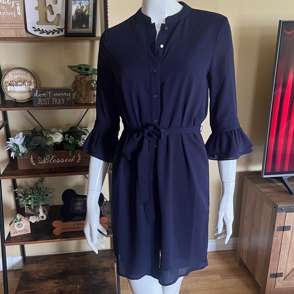 Banana Republic Dresses & Skirts - NWOT Banana Republic Women’s Navy Blue Button Down Dress SZ 2P💙